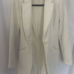 White House Black Market lined Jacket/ trench coat cream color XS